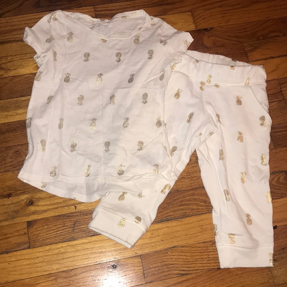Metallic pineapple print set